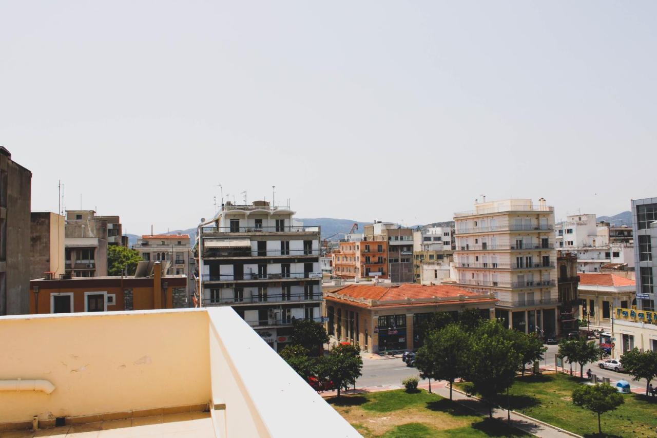 Sunlight - Volos City Center Spacious Modern Apartments Esterno foto