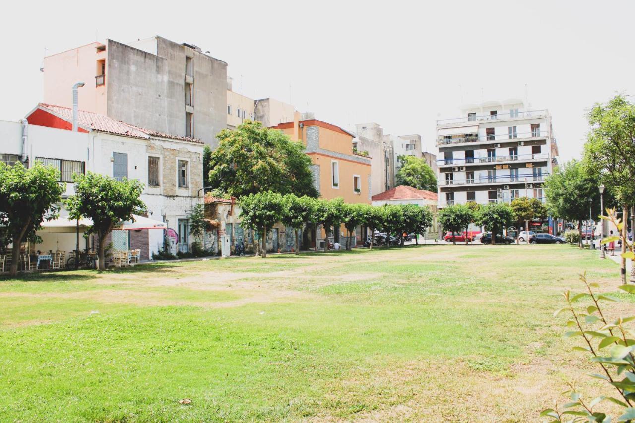 Sunlight - Volos City Center Spacious Modern Apartments Esterno foto