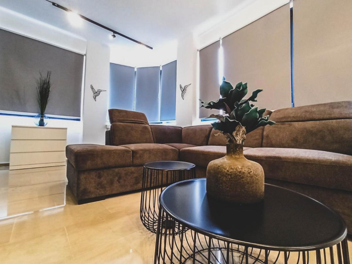 Sunlight - Volos City Center Spacious Modern Apartments Esterno foto