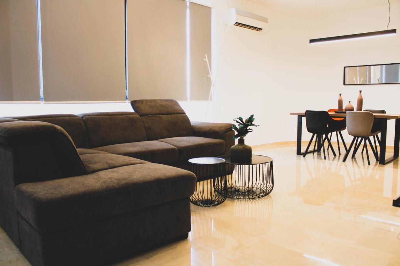 Sunlight - Volos City Center Spacious Modern Apartments Esterno foto